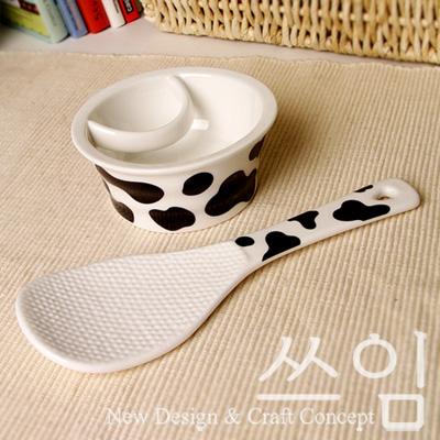 餐桌上的韓版浪漫餐具