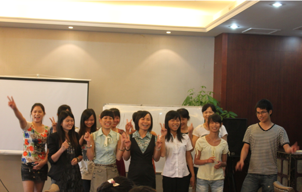 圖美寢飾2012第一期全能導(dǎo)購(gòu)培訓(xùn)順利開(kāi)營(yíng)