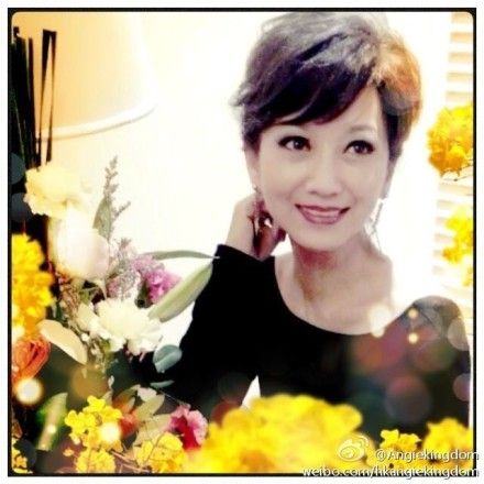 趙雅芝新年曬近照 不老容顏惹驚嘆