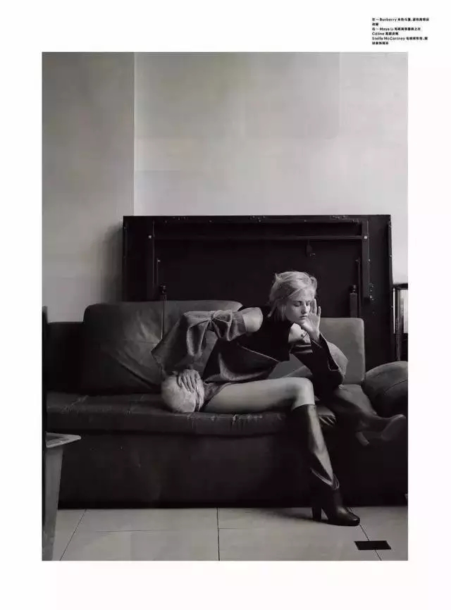 rO(sh)Ӌ(j)RFASHIONSHOWCASEzɞ麼ݕrƽ_
