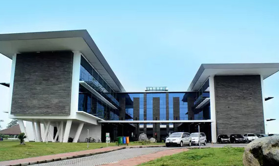 孫瑞哲率團考察印尼當地企業，展望國際合作共贏之路
